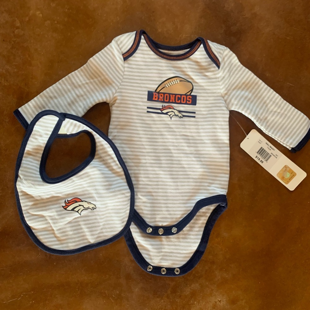 NFL Baby - Broncos long sleeve onesie and bib - nwt